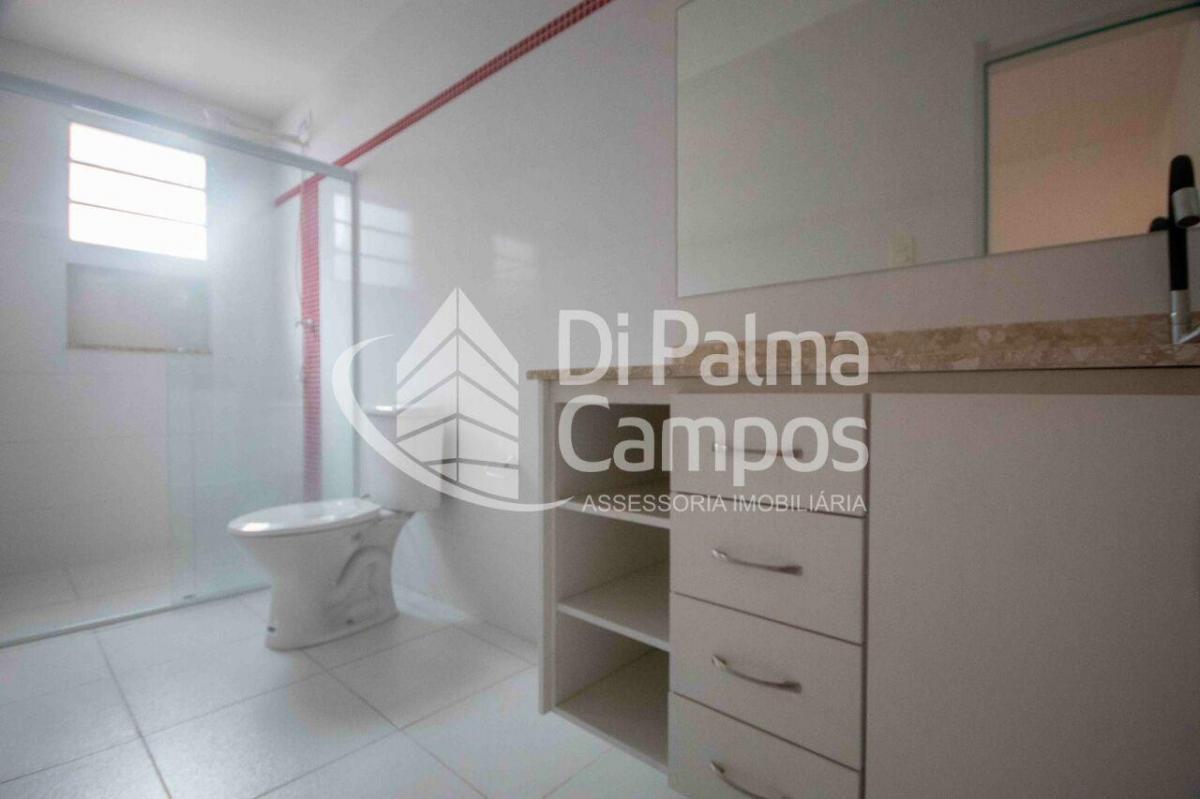 Casa residencial de 237,74m² com 3 quartos e vagas para alugar no bairro da Vila Mariana