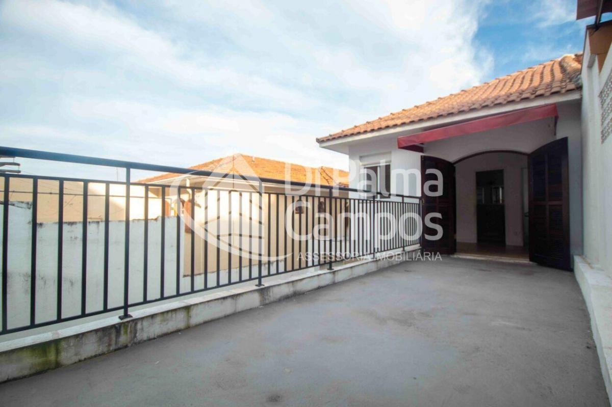 Casa residencial de 237,74m² com 3 quartos e vagas para alugar no bairro da Vila Mariana