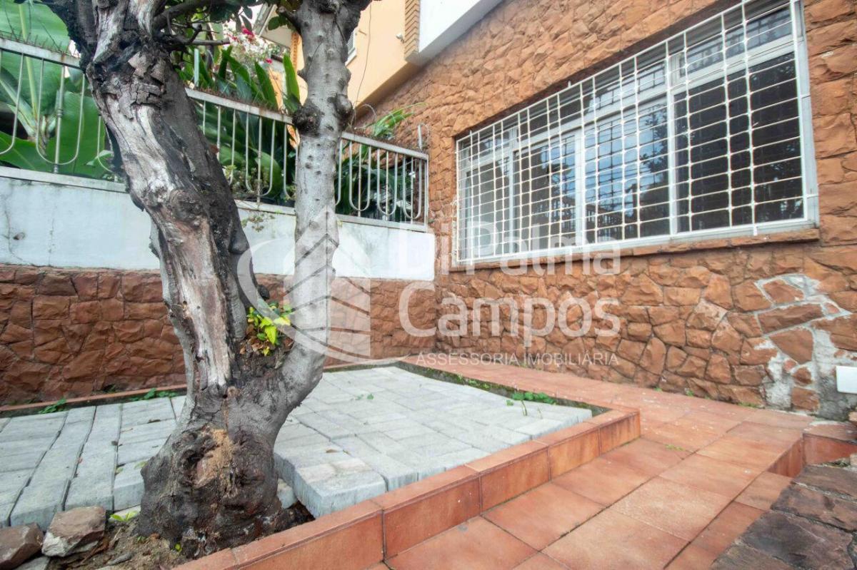 Casa residencial de 237,74m² com 3 quartos e vagas para alugar no bairro da Vila Mariana