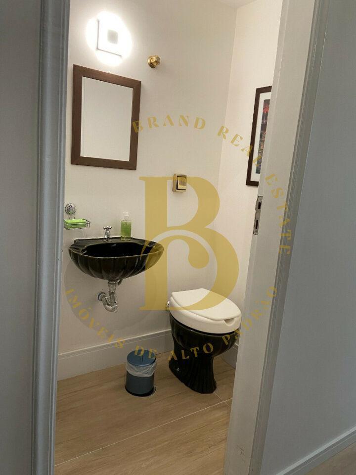 Apartamento com 170 m², 3 quartos sendo 1 suíte à venda no bairro Real Parque.