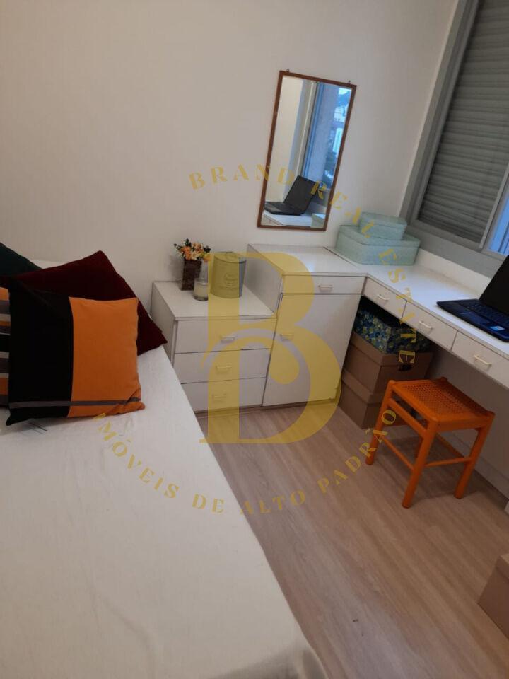 Apartamento com 170 m², 3 quartos sendo 1 suíte à venda no bairro Real Parque.