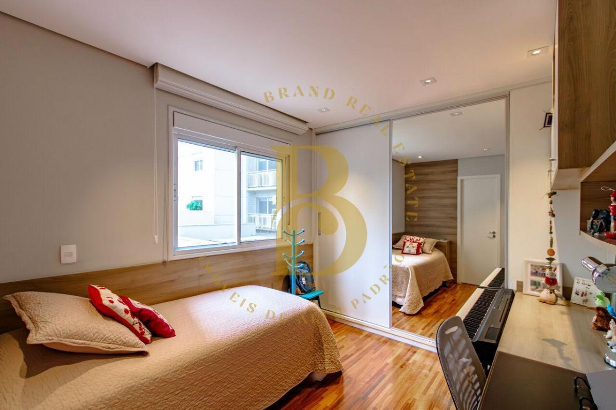 Apartamento com 274 m², 4 quartos sendo 4 suítes, 4 vagas à venda no bairro Campo Belo.