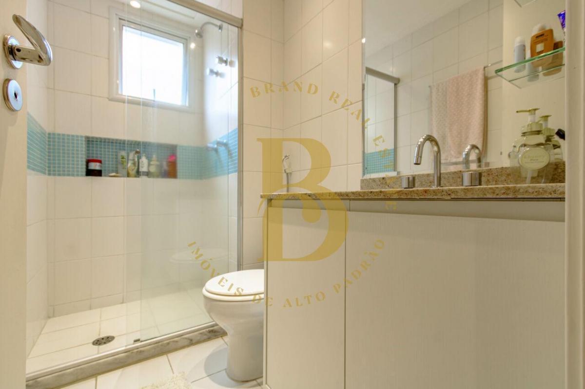 Apartamento com 274 m², 4 quartos sendo 4 suítes, 4 vagas à venda no bairro Campo Belo.