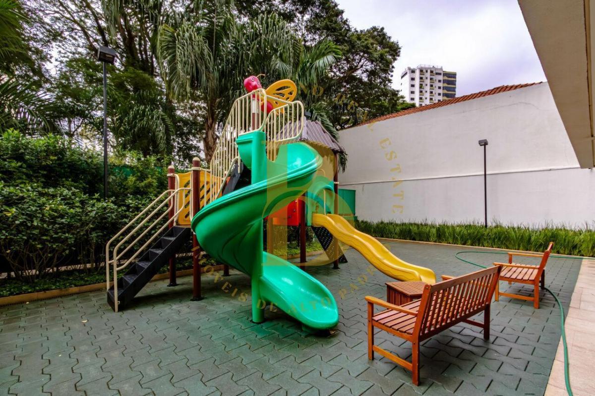 Apartamento com 274 m², 4 quartos sendo 4 suítes, 4 vagas à venda no bairro Campo Belo.