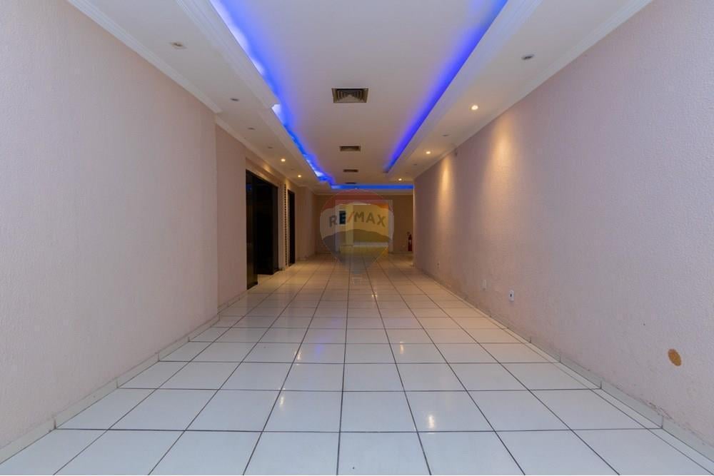 Loja de rua para venda e locação com 754m²