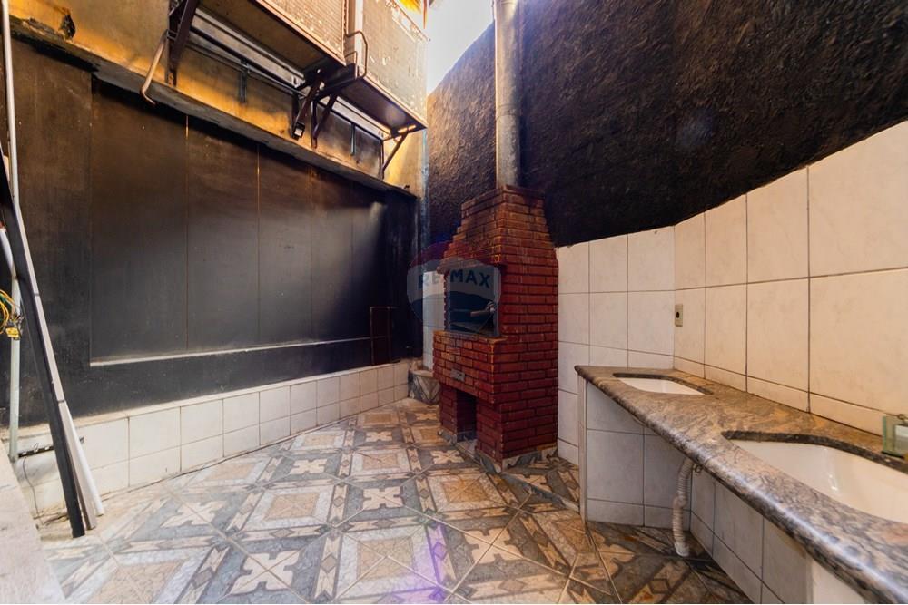 Loja de rua para venda e locação com 754m²