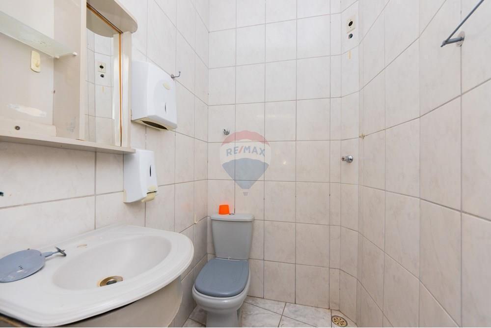 Loja de rua para venda e locação com 754m²