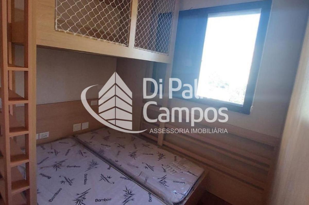Apartamento com 116m² com 3 quartos, 1 suíte e 3 vagas de garagem na Vila Mariana