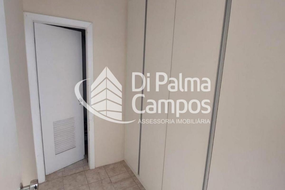 Apartamento com 116m² com 3 quartos, 1 suíte e 3 vagas de garagem na Vila Mariana