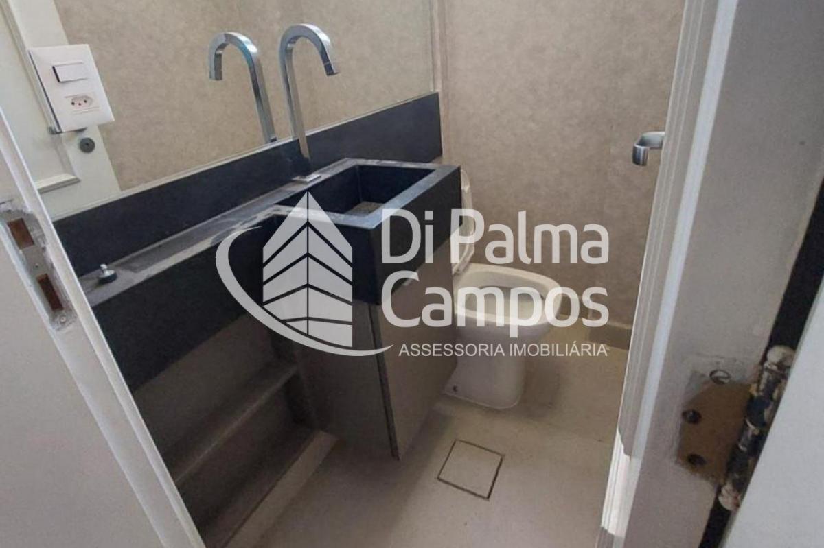 Apartamento com 116m² com 3 quartos, 1 suíte e 3 vagas de garagem na Vila Mariana