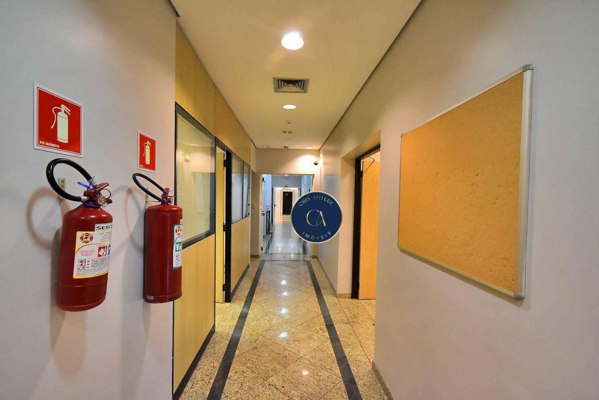 Prédio comercial para locação no bairro da Luz em São Paulo.