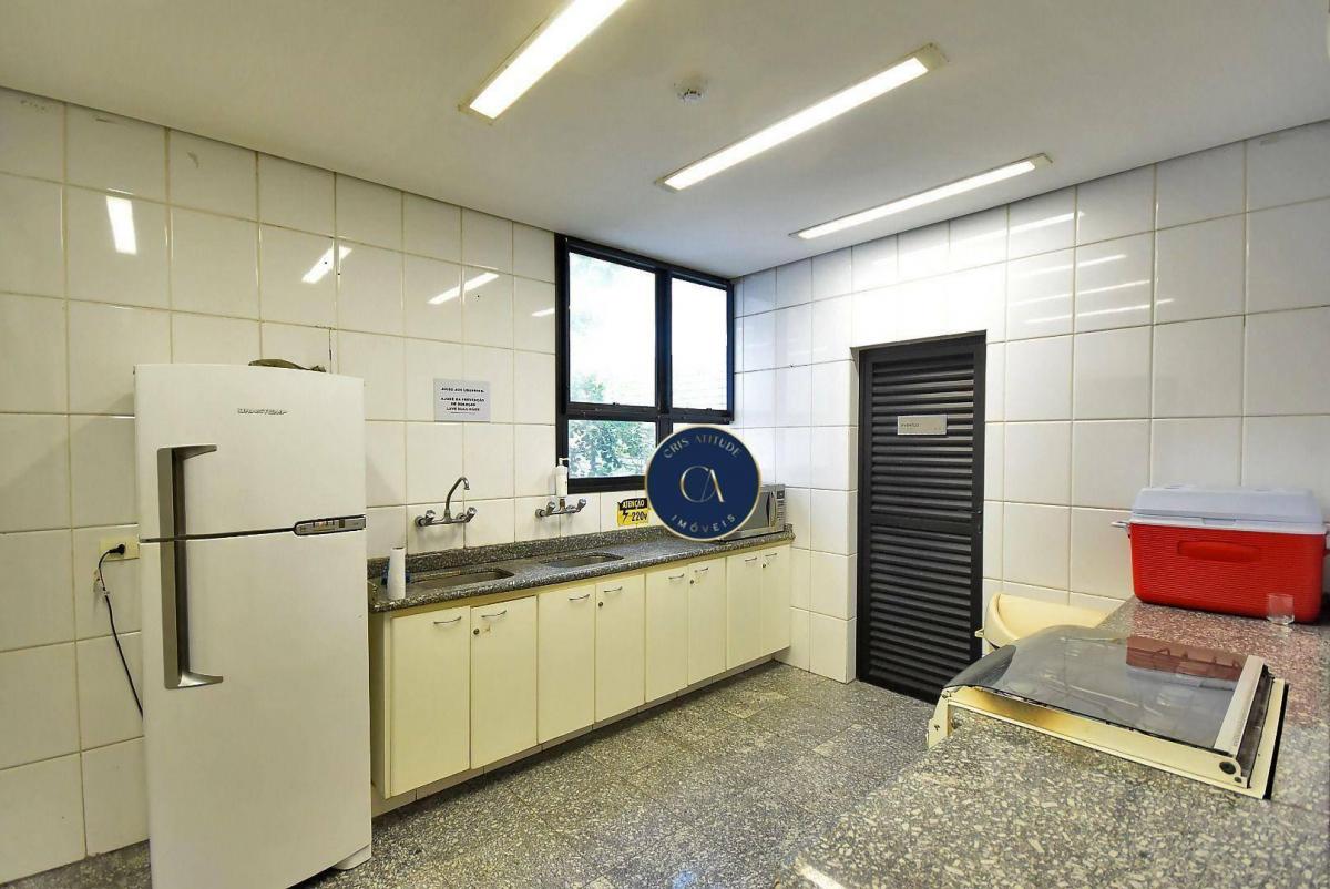 Prédio comercial para locação no bairro da Luz em São Paulo.