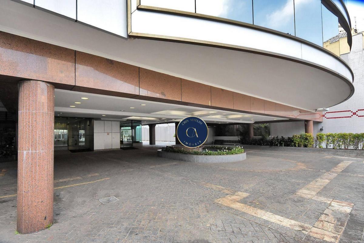 Prédio comercial para locação no bairro da Luz em São Paulo.