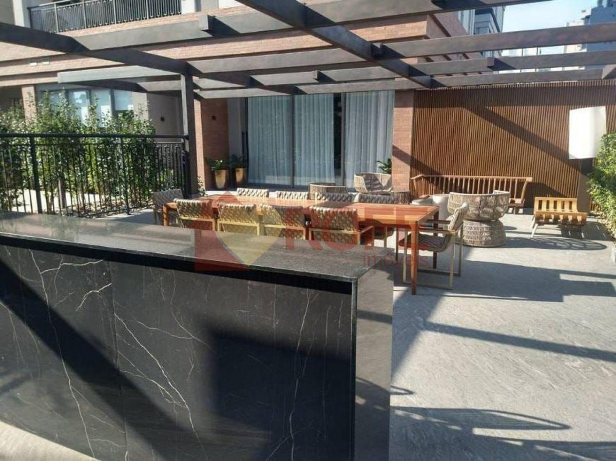 Apartamento com 3 dormitórios, 149 m² – venda ou aluguel em Moema