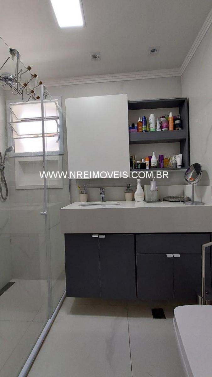 CASA TÉRREA À VENDA NO MORUMBI SUL