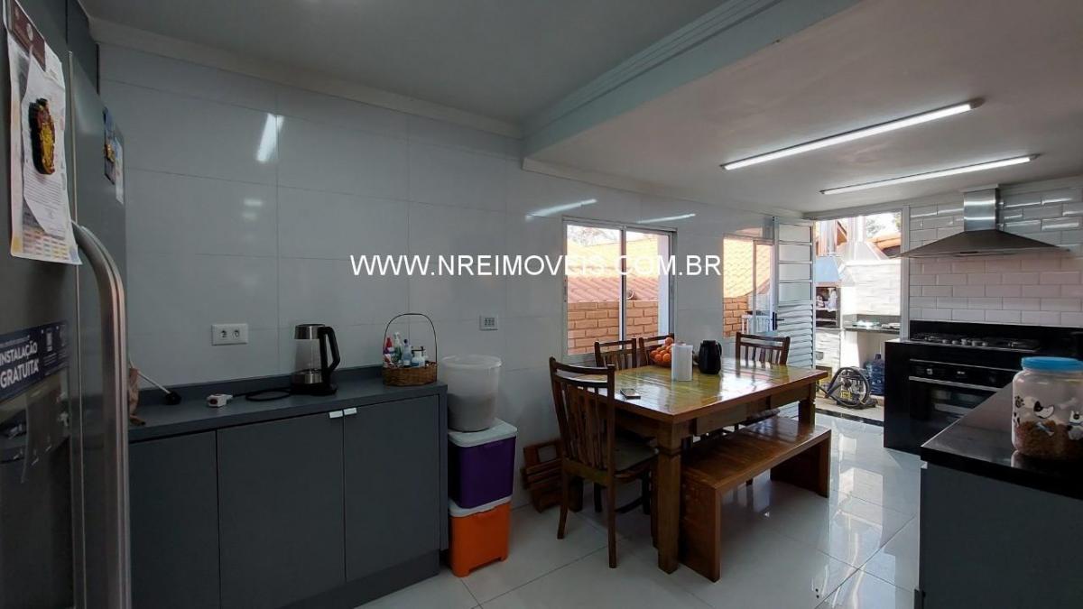 CASA TÉRREA À VENDA NO MORUMBI SUL