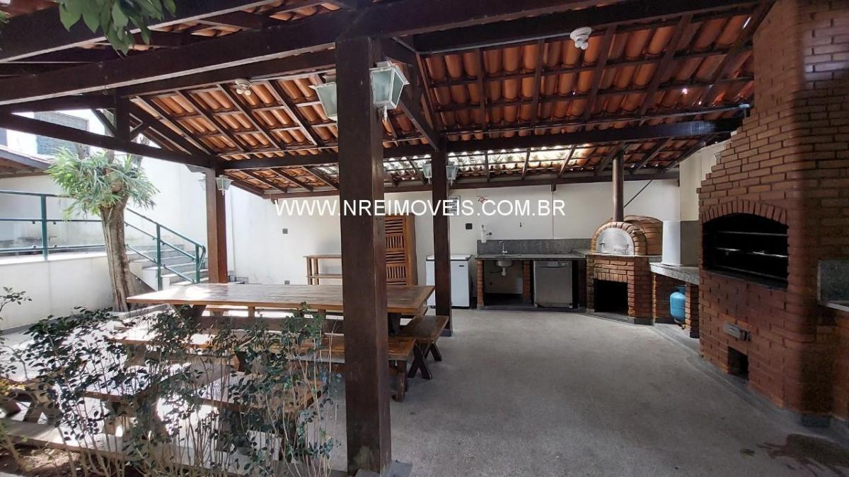 CASA TÉRREA À VENDA NO MORUMBI SUL
