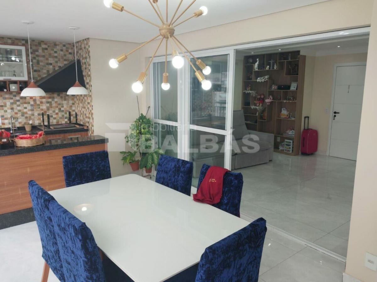 APARTAMENTO TATUAPÉ – 3 SUÍTES – 2 VAGAS – PRÓXIMO AO SHOP. METRÔ TATUAPÉ