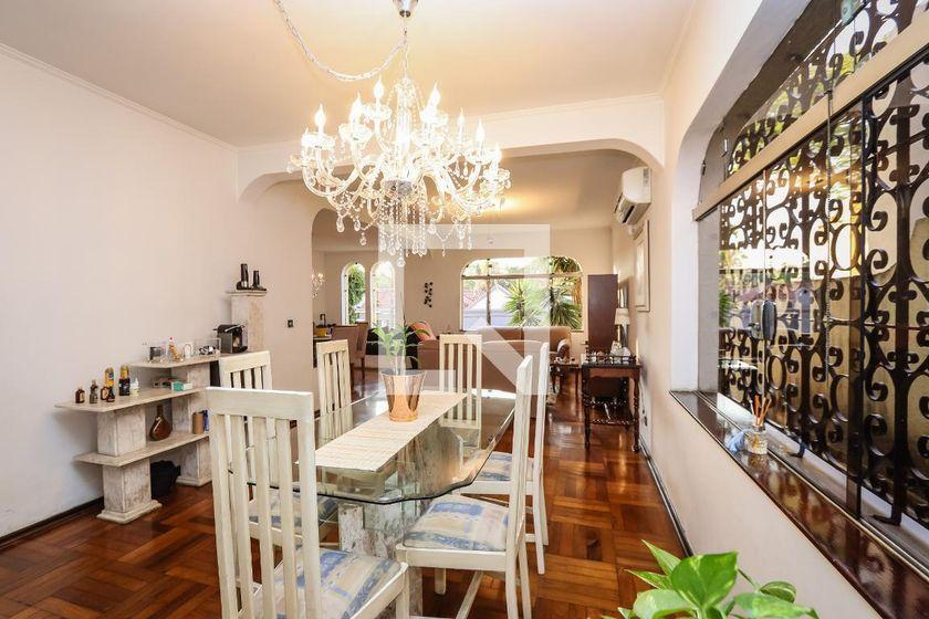 Casa à Venda – Morumbi, 4 Quartos, 420 m² – São Paulo