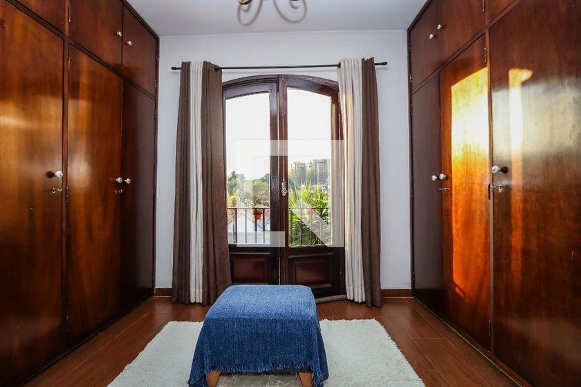 Casa à Venda – Morumbi, 4 Quartos, 420 m² – São Paulo
