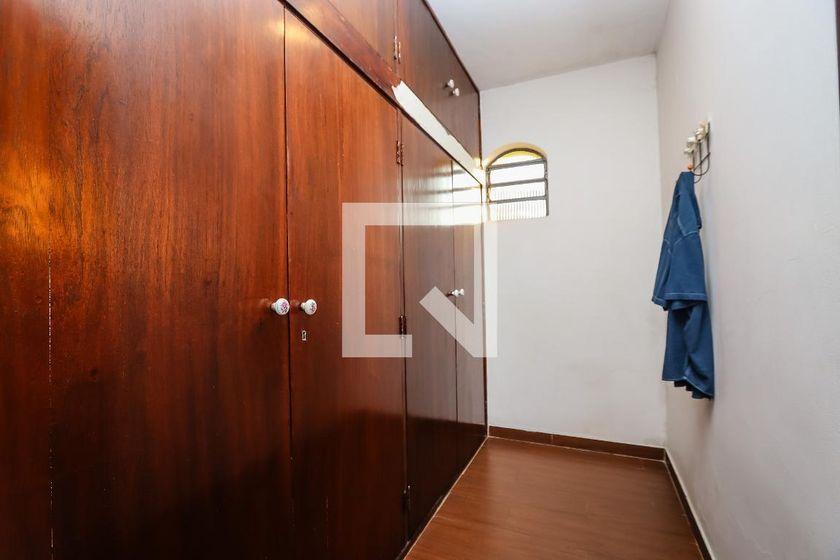 Casa à Venda – Morumbi, 4 Quartos, 420 m² – São Paulo