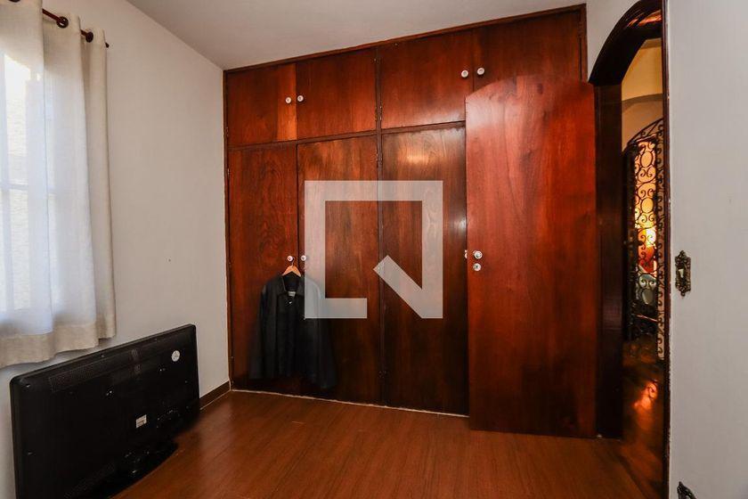 Casa à Venda – Morumbi, 4 Quartos, 420 m² – São Paulo