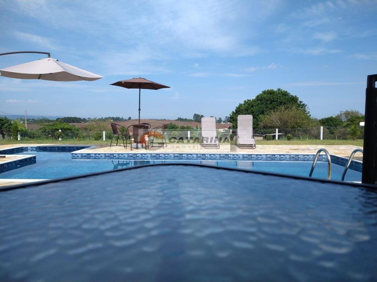 Oportunidade Imperdível – Chácara Completa para Moradia ou Lazer!
