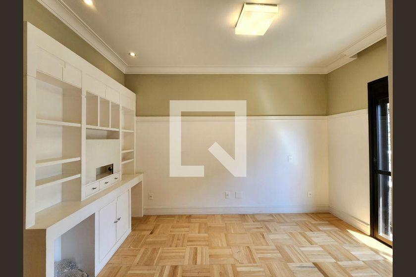 Apartamento à Venda – Moema, 6 Quartos, 313 m² – São Paulo