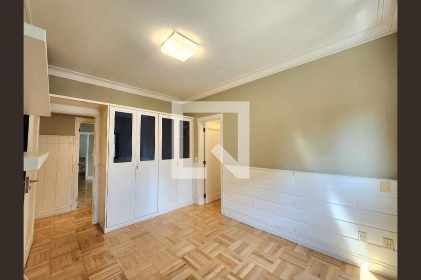 Apartamento à Venda – Moema, 6 Quartos, 313 m² – São Paulo