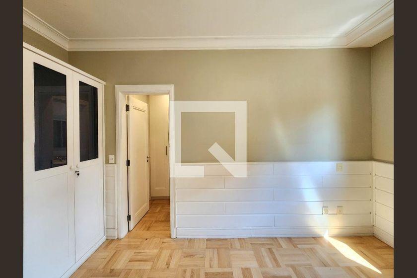 Apartamento à Venda – Moema, 6 Quartos, 313 m² – São Paulo