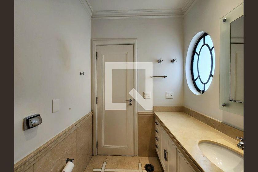 Apartamento à Venda – Moema, 6 Quartos, 313 m² – São Paulo