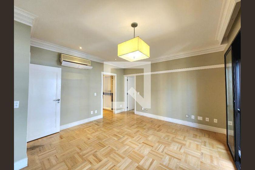 Apartamento à Venda – Moema, 6 Quartos, 313 m² – São Paulo