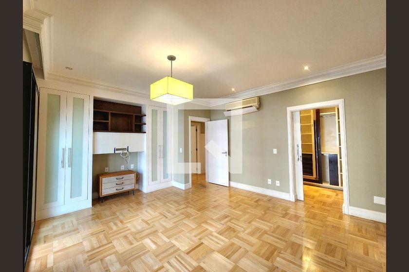 Apartamento à Venda – Moema, 6 Quartos, 313 m² – São Paulo