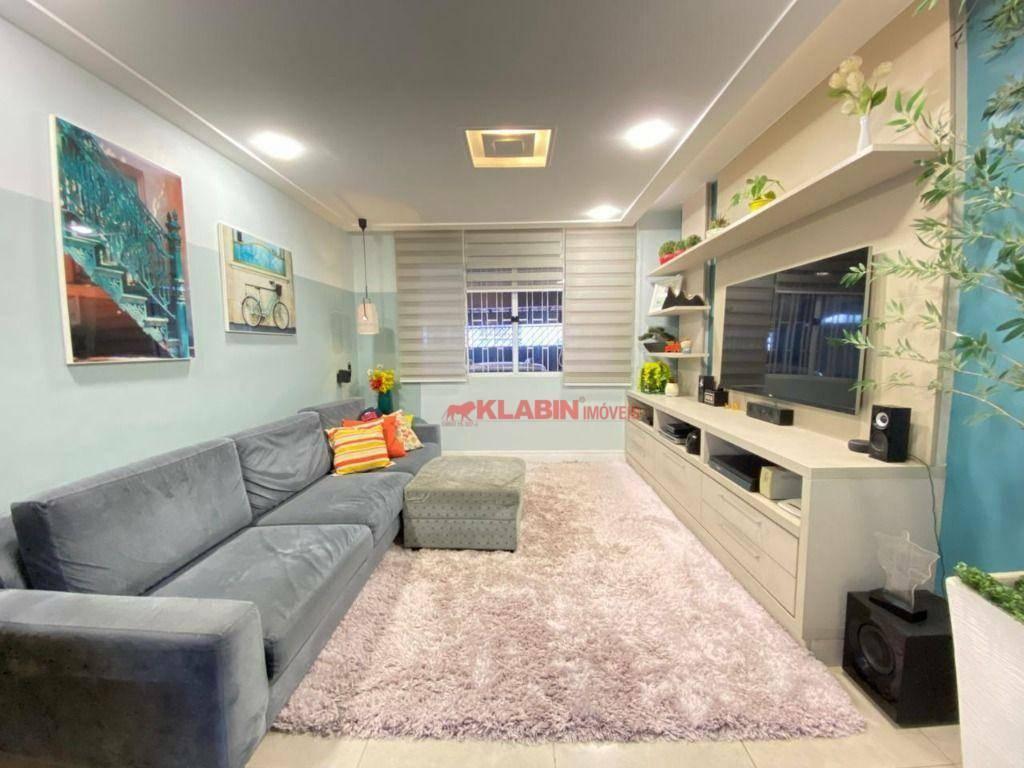Sobrado de 3 Quartos sendo 1 Suíte com 2 Vagas de Garagem – Amplo Terraço e Passagem Lateral – 300m