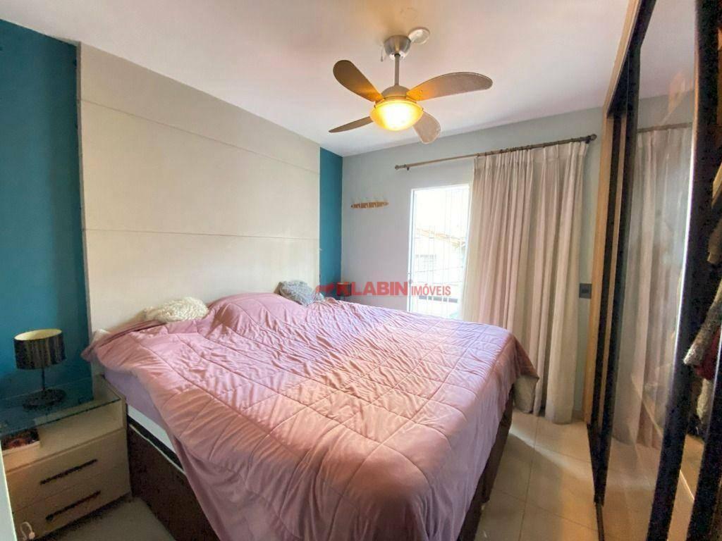 Sobrado de 3 Quartos sendo 1 Suíte com 2 Vagas de Garagem – Amplo Terraço e Passagem Lateral – 300m