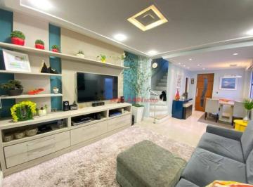 Sobrado de 3 Quartos sendo 1 Suíte com 2 Vagas de Garagem – Amplo Terraço e Passagem Lateral – 300m