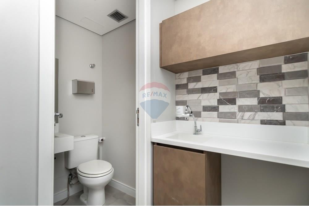 Conjunto Comercial com móveis planejados à venda na Bela Vista