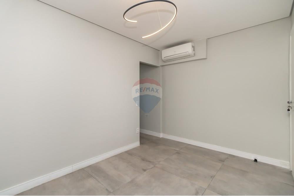 Conjunto Comercial com móveis planejados à venda na Bela Vista