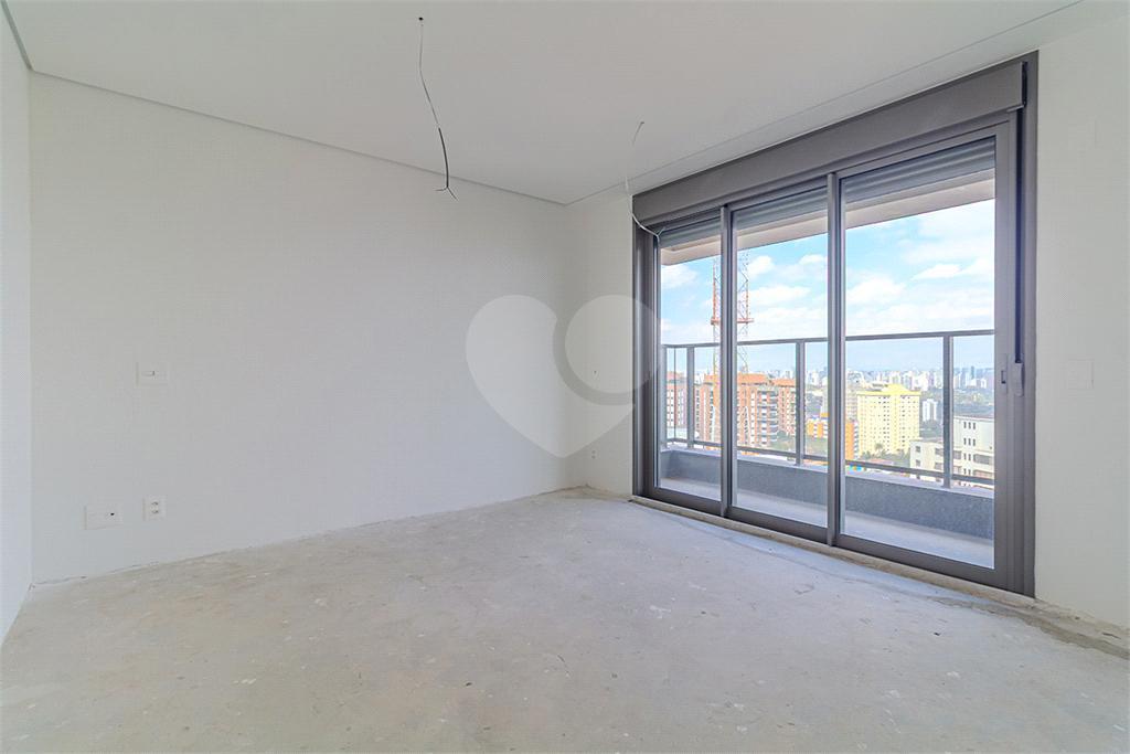 Apartamento com 4 quartos à venda em Alto Da Lapa – SP