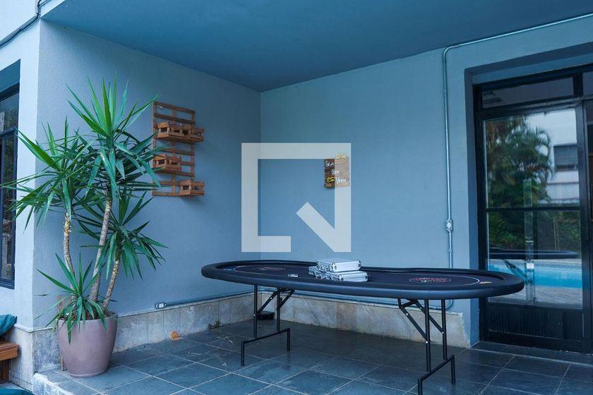 Casa à Venda – Alto de Pinheiros, 5 Quartos, 891 m² – São Paulo