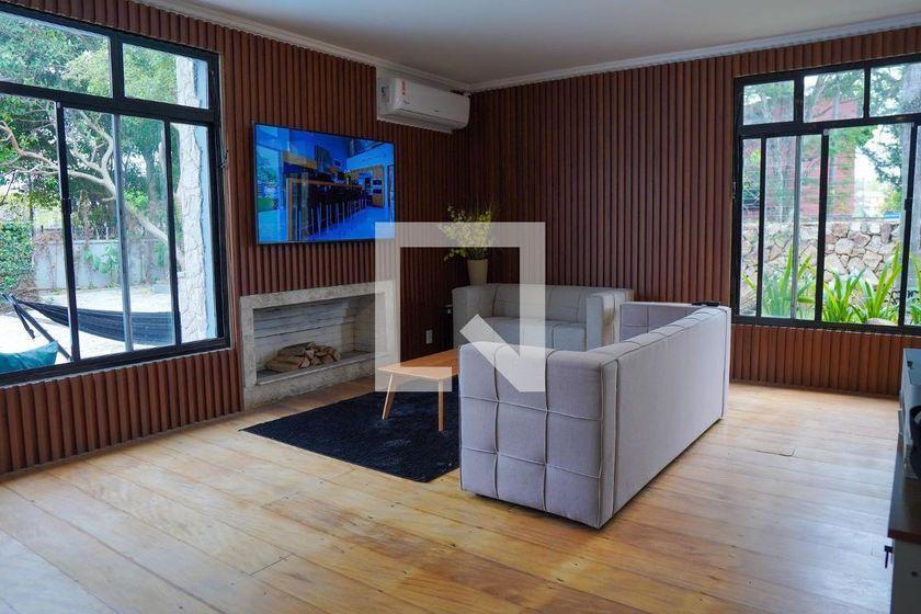Casa à Venda – Alto de Pinheiros, 5 Quartos, 891 m² – São Paulo