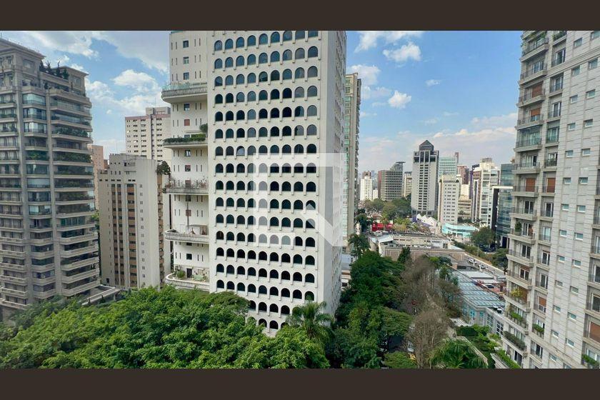 Apartamento à Venda – Jardim Europa, 3 Quartos, 280 m² – São Paulo