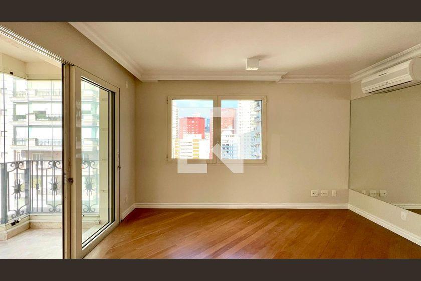 Apartamento à Venda – Jardim Europa, 3 Quartos, 280 m² – São Paulo