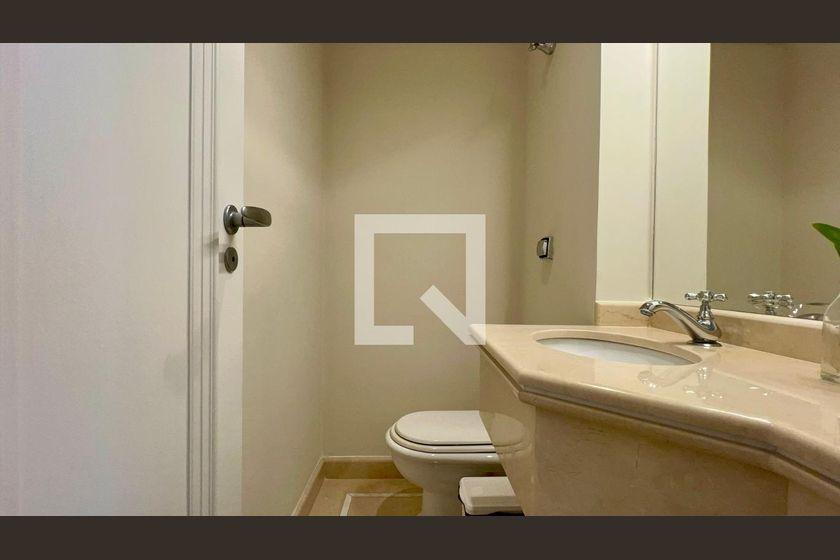 Apartamento à Venda – Jardim Europa, 3 Quartos, 280 m² – São Paulo