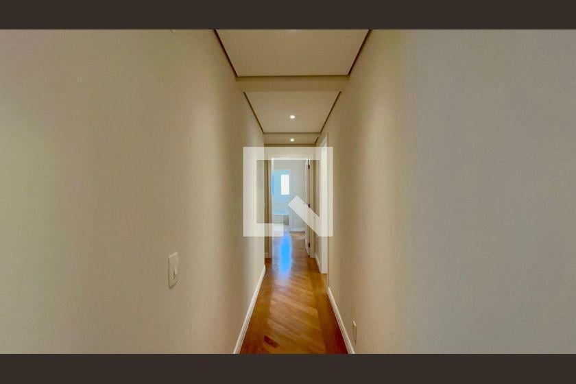 Apartamento à Venda – Jardim Europa, 3 Quartos, 280 m² – São Paulo