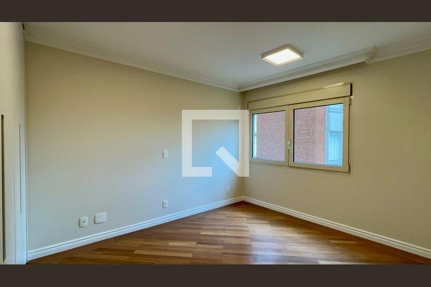 Apartamento à Venda – Jardim Europa, 3 Quartos, 280 m² – São Paulo