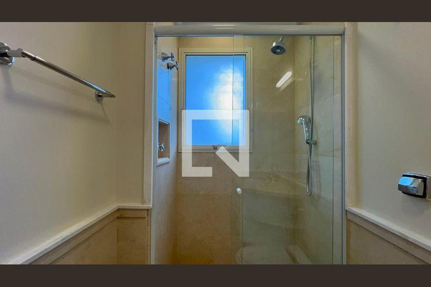 Apartamento à Venda – Jardim Europa, 3 Quartos, 280 m² – São Paulo