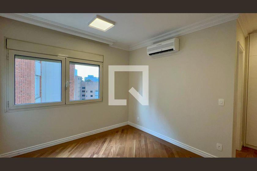 Apartamento à Venda – Jardim Europa, 3 Quartos, 280 m² – São Paulo