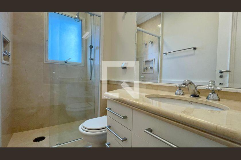 Apartamento à Venda – Jardim Europa, 3 Quartos, 280 m² – São Paulo