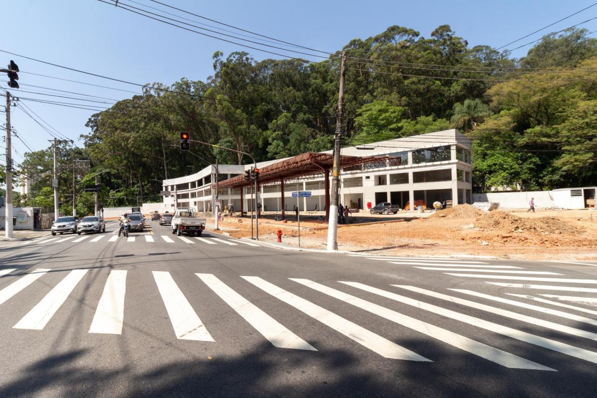 Loja em posto na Avenida Nova Cantareira, N. 4055 – loja 6 • 60 m²